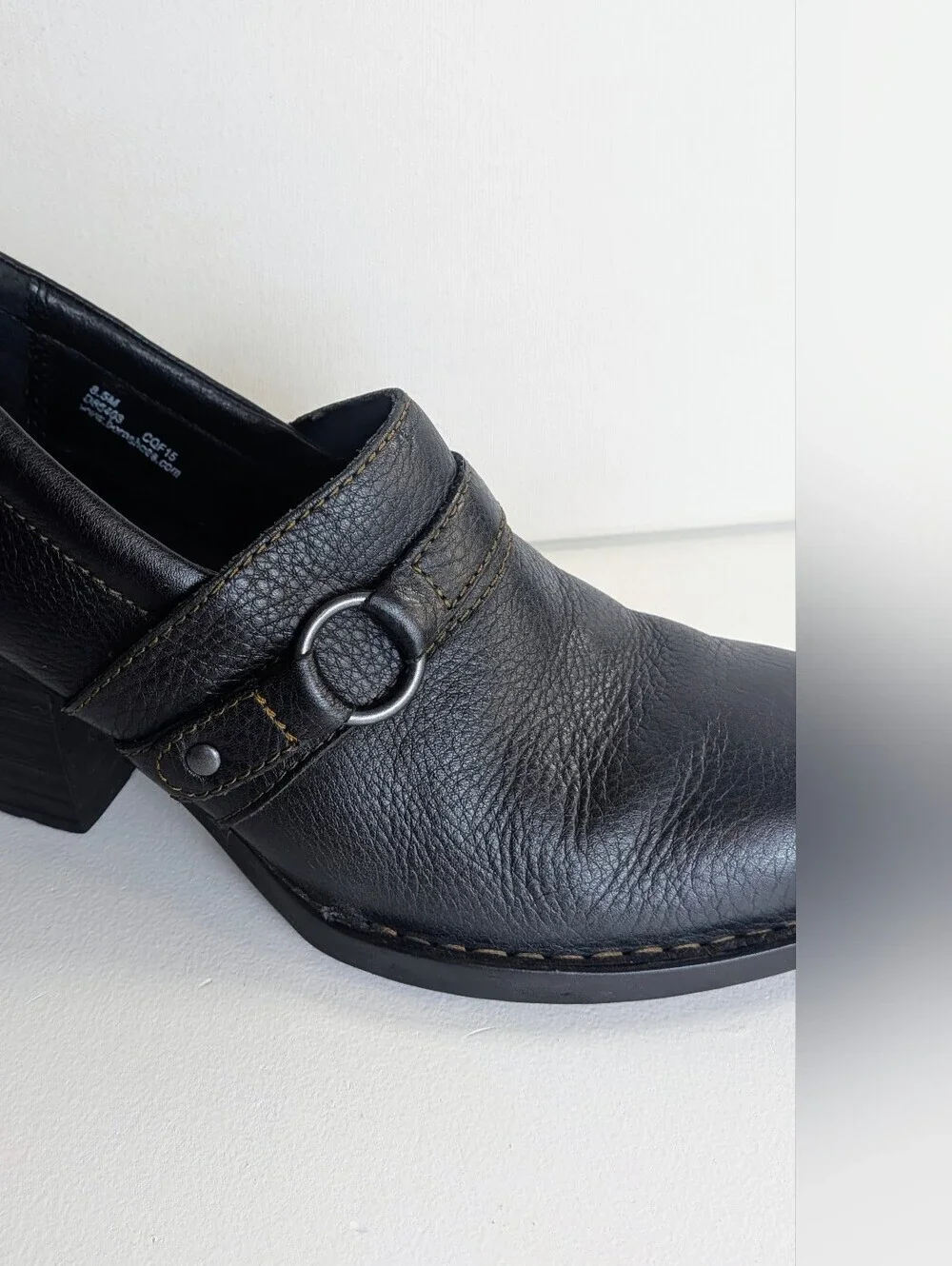 Born COMFORT Ankle Booties Black Leather Block Heel Slip On Straps Women Sz 8.5M